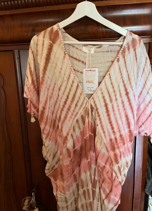 Lange zomerjurk, merk: saty skin, staat: Nieuw met prijskaartje, maat: XL / 42 / 14, € 45,00, € 47,95 inclusief Kopersbescherming