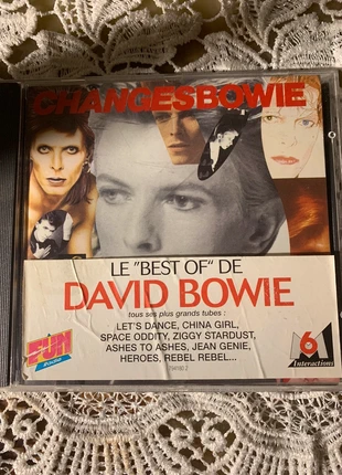 Cd changesbowie (le best of de David bowie), état: Très bon état, 10,00 €, 11,20 € Protection acheteurs incluse