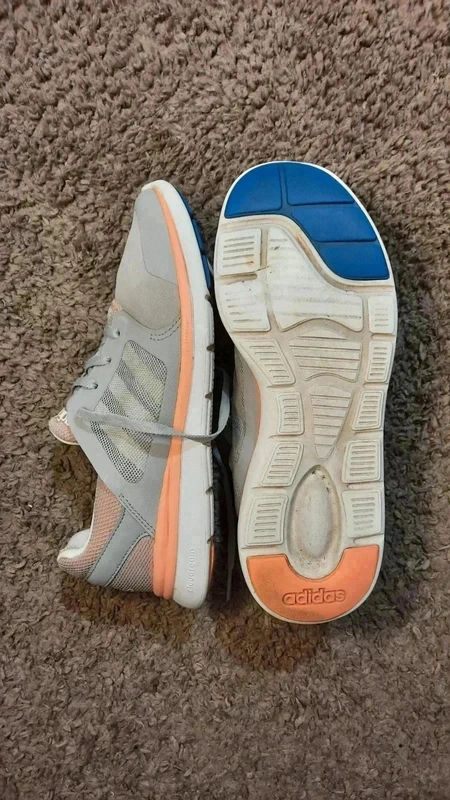 Basket Adidas Cloudfoam 38 - photo numéro 4
