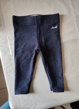 Legging levi's, marque: Levi's, état: Très bon état, taille: 6-9 mois / 68 cm, 2,00 €, 2,80 € Protection acheteurs incluse