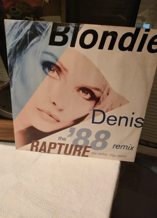33T(V473)Disco,Synth-Pop. Blondie-Denis (The '88 Remix) / Rapture (The Teddy Riley Remix), estado: Muito bom, €8.00, €9.10 inclui Proteção do Comprador Pro