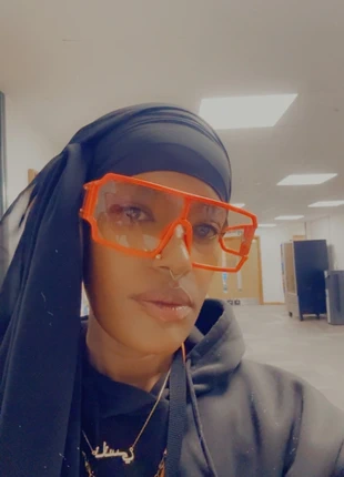 Bold Orange Frame Shield Sunglasses with Gradient Brown Lens – Statement Summer Eyewear, brand: NO LABEL, condition: New without tags, £9.99, £11.19 includes Buyer Protection Pro