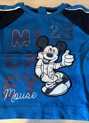 T-shirt Mickey, marca: Prénatal, estado: Muito bom, tamanho: 3-6 meses / 62 cm, €3.00, €3.85 inclui Proteção do Comprador