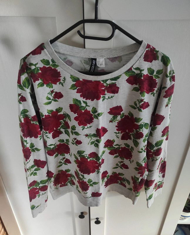 Śliczna szara bluza damska, motyw kwiatowy, róże, H&M, r S 3