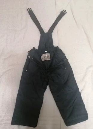 Skibroek voor kinderen , merk: Modern Style, staat: Heel goed, maat: 24-36 maanden / 92 cm, € 8,00, € 9,10 inclusief Kopersbescherming