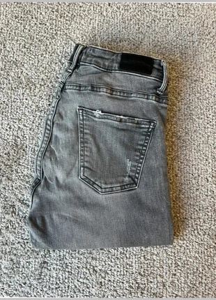 Jean Zara - Taille 38, marque: Zara, état: Très bon état, taille: M / 38 / 10, 13,50 €, 14,88 € Protection acheteurs (Pro) incluse