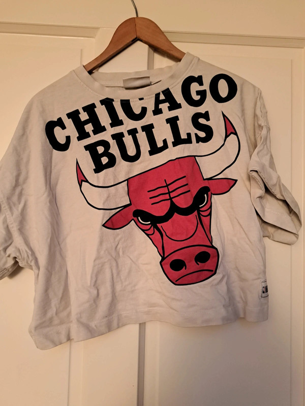 Chicago bulls crop top 1