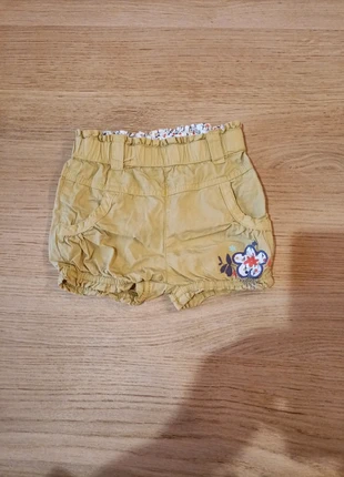 Short , estado: Muito bom, tamanho: 3-6 meses / 62 cm, €1.50, €2.28 inclui Proteção do Comprador