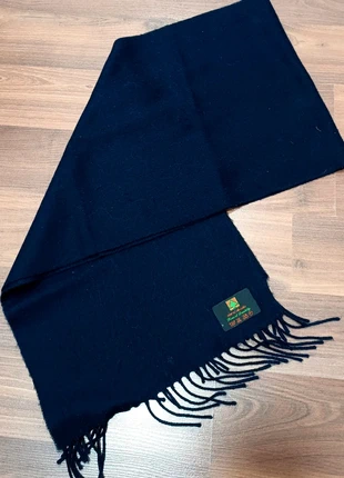 Bufanda Unisex azul marino con flecos, état: Très bon état, 7,00 €, 8,05 € Protection acheteurs incluse