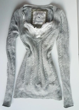 🤍 Abercrombie V-Neck Sweater – Rare / Cable Knit / Vintage, merk: Abercrombie & Fitch, staat: Goed, maat: M / 38 / 10, € 40,00, € 42,70 inclusief Kopersbescherming
