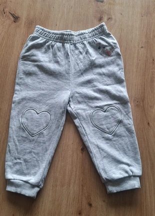 Joggings mes petits cailloux, marque: Mes Petits Cailloux, état: Très bon état, taille: 24-36 mois / 92 cm, 2,00 €, 2,80 € Protection acheteurs incluse