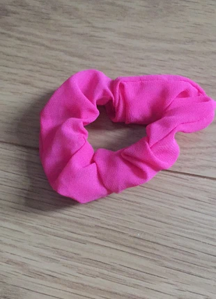 Chouchou rose , marque: Claire's, état: Très bon état, 1,00 €, 1,75 € Protection acheteurs incluse