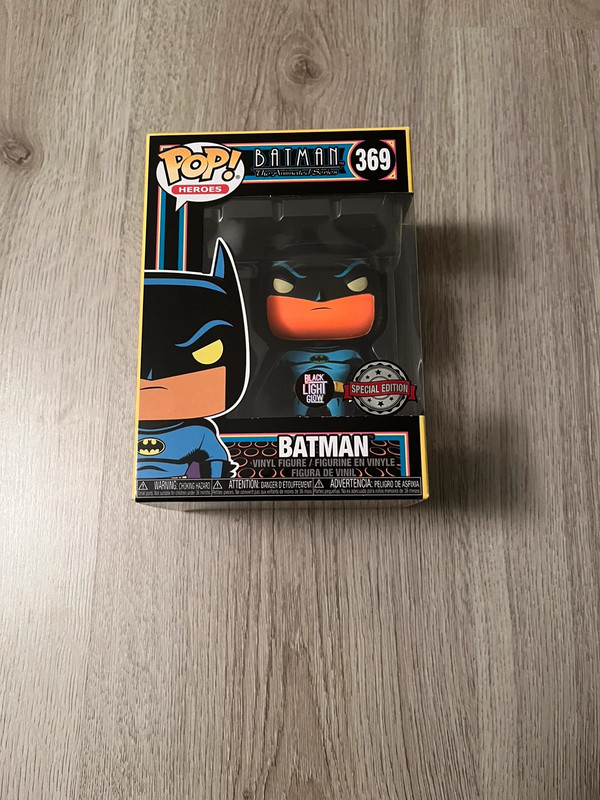 Funko Pop! Heroes Batman - Batman Black Light Edition (369) a € 12