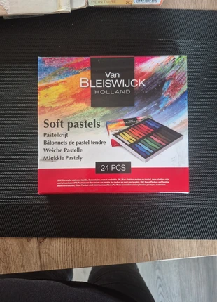 Pastel tendre, merk: Pastel, staat: Veelgebruikt, maat: Universeel, € 4,00, € 4,90 inclusief Kopersbescherming