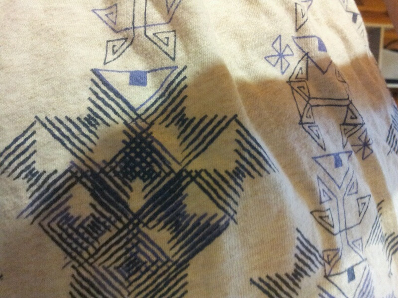 T-shirt à motifs aztèques 2