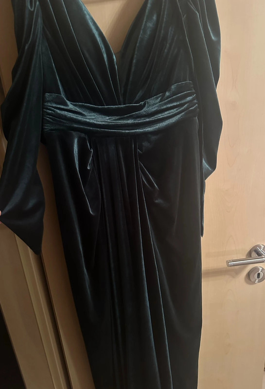 Abendkleid aus samt 1