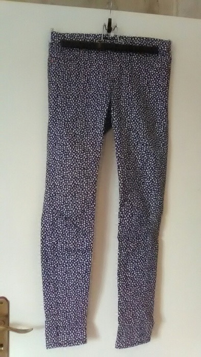 Pantalon leggings avec motif fruit 1