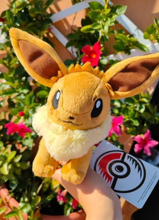 Eevee Pokémon Fluffy plush, marke: Pokémon, zustand: Sehr gut, größe: Frühchen, bis 44, 30,00 €, 32,20 € beinhaltet Vinted-Käuferschutz Pro