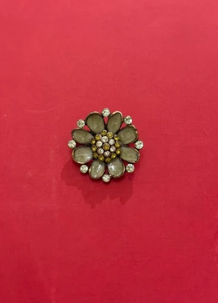 Rhinestone flower brooch, condition: Very good, £1.00, £1.75 includes Buyer Protection