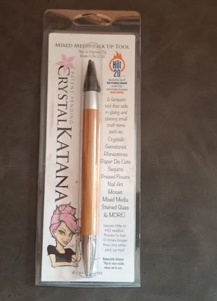 Stylo strass et mini objet : katana de cristal, marque: Katana, état: Bon état, 7,00 €, 8,05 € Protection acheteurs incluse