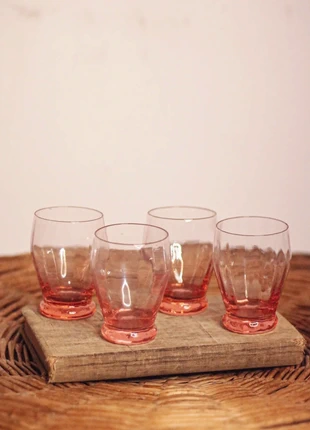 Lot de 4 verres roses vintage , marque: Vintage, état: Bon état, 8,00 €, 9,10 € Protection acheteurs (Pro) incluse
