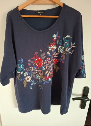 Top fleurs, marque: M&S Mode, état: Bon état, taille: XXL / 44 / 16, 6,00 €, 7,00 € Protection acheteurs incluse