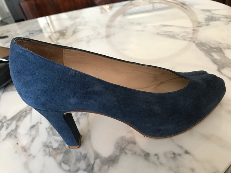 #taille37-atina52 chaussures nubuck Unisa bleu marine ,  2