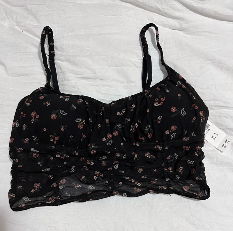 Gilly Hicks, Intimates & Sleepwear, Gilly Hicks By Hollister Bralette  Size Large In White