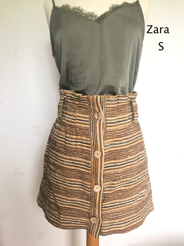 Jupe tiss e boutons Zara T S Vinted