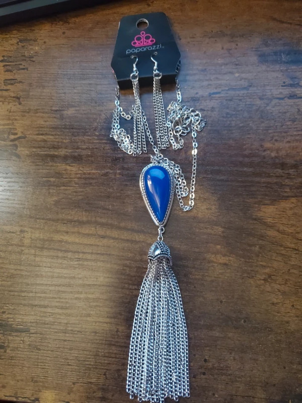 Blue stone tassle necklace earring set