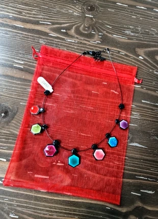 Collier Ikita multicolore, marque: Ikita, état: Neuf avec étiquette, 5,00 €, 5,95 € Protection acheteurs (Pro) incluse