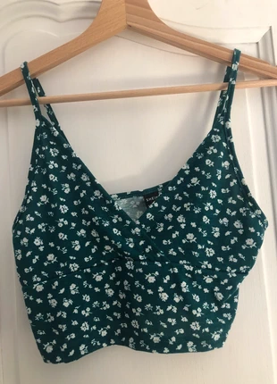 Top vert sapin à fleurs , marque: Shein, état: Très bon état, taille: XS / 34 / 6, 3,00 €, 3,85 € Protection acheteurs incluse