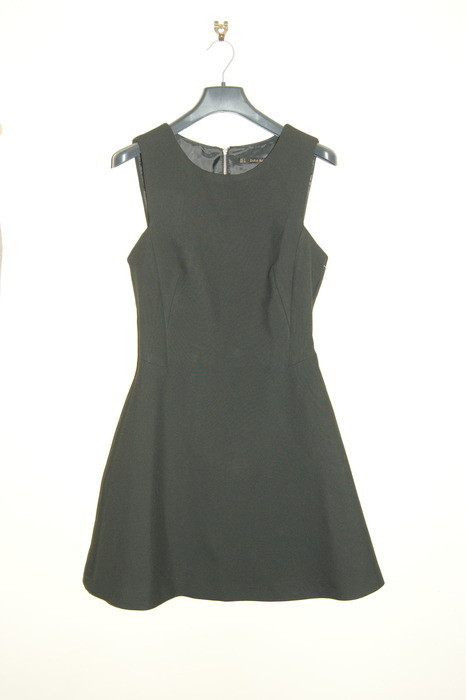 ZARA - robe noire - taille S - jamais portée - neuve 1