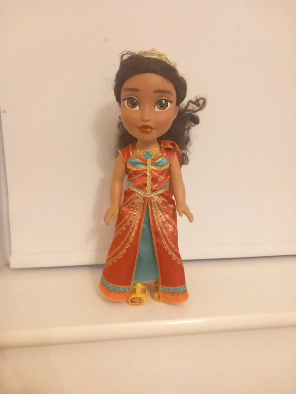 Alladin Jasmine singing doll Vinted