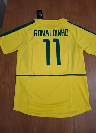 Maglia Ronaldinho Brasile, marke: Nike, zustand: Neu, mit Etikett, größe: XL, 30,00 €, 32,20 € inklusive Vinted-Käuferschutz