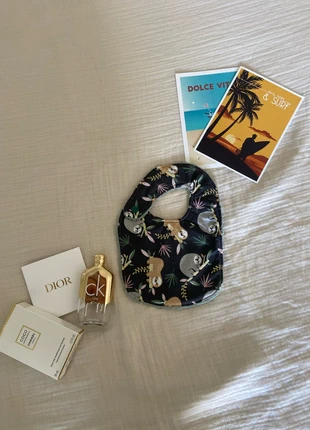 Bavoir poupon, merk: Fabrication Artisanale, staat: Nieuw zonder prijskaartje, maat: Universeel, € 2,00, € 2,80 inclusief Kopersbescherming