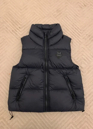 Doudoune Under Armour Femme S Noir – Neuf Sans Étiquette, marke: Under Armour, zustand: Neu, größe: S / 36 / 8, 65,00 €, 68,95 € inklusive Vinted-Käuferschutz