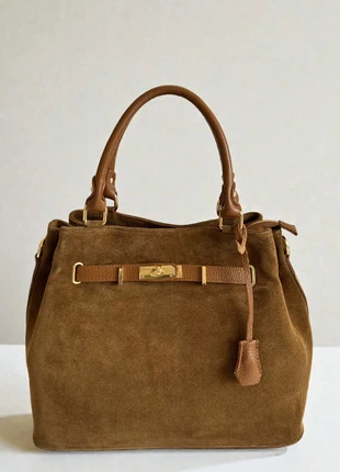 Borsa in pelle scamosciata con dettagli in vera pelle, colore cuoio, marque: Vera Pelle, état: Très bon état, 95,00 €, 100,45 € Protection acheteurs incluse