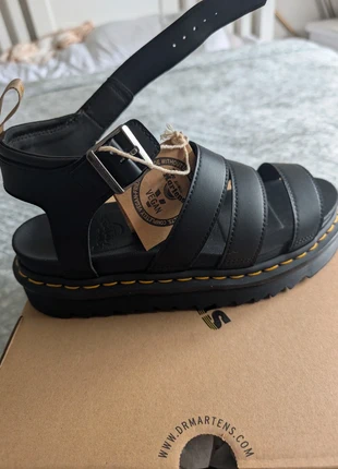 Vegan Blaire Chunky Sandals, brand: Dr. Martens, condition: New with tags, size: 40, €90.00, €95.20 includes Buyer Protection
