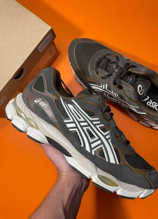 Asics Gel NYC Black Coffee Marron Taille 42, brand: Asics, condition: Very good, size: 42, €129.00, €136.15 includes Buyer Protection Pro