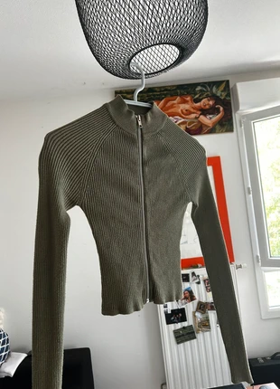 Haut zipette, marque: Jennyfer, état: Très bon état, taille: XS / 34 / 6, 10,00 €, 11,20 € Protection acheteurs incluse