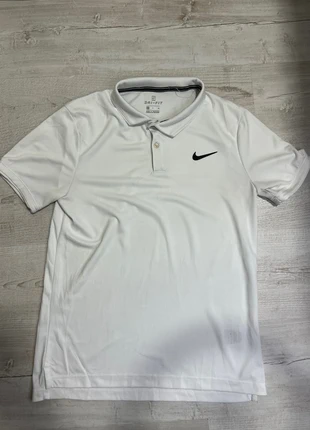 Nike Dri-Fit Polo Shirt | Größe S | Weiß, marke: Nike, zustand: Sehr gut, größe: S, 19,99 €, 21,69 € inklusive Vinted-Käuferschutz