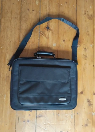 Laptop bag, brand: Belkin, condition: Very good, €12.00, €13.30 includes Buyer Protection