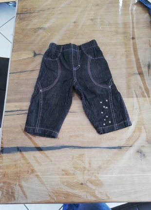 Jean 6mois TBE, marke: Les bébés sont comme ça !, zustand: Sehr gut, größe: 6-9 Monate / 68, 1,00 €, 1,75 € inklusive Vinted-Käuferschutz
