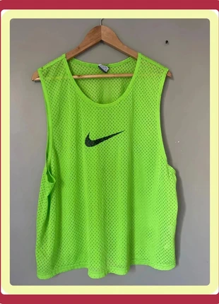 Débardeur Nike homme running vert – Taille L– Très bon état, marke: Nike, zustand: Sehr gut, größe: L, 13,00 €, 14,35 € inklusive Vinted-Käuferschutz