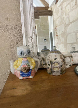 Petite théière en barbotine maison et chouette, marque: Vintage, état: Très bon état, 16,00 €, 17,50 € Protection acheteurs incluse