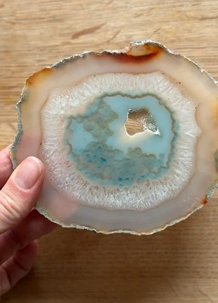 Grote Agaatschijf in houten houder voor waxinelichtje, merk: agaatschijf, staat: Nieuw zonder prijskaartje, € 10,00, € 11,20 inclusief Kopersbescherming