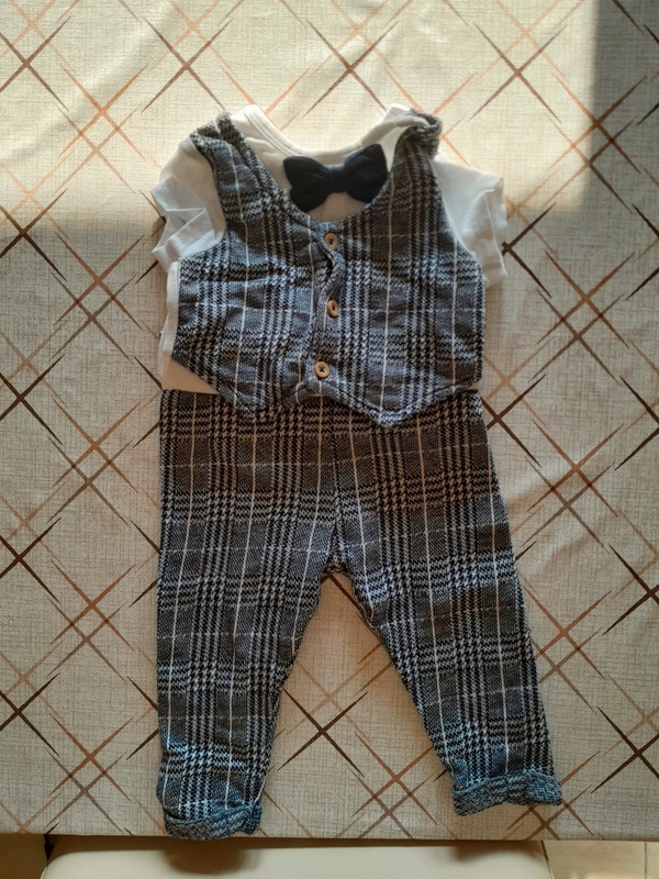 Completino bimbo 2025