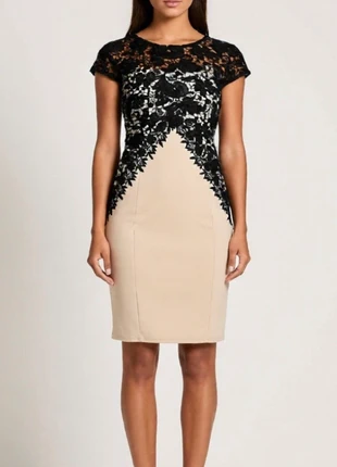 Robe chic, merk: Flammode, staat: Heel goed, maat: L / 40 / 12, € 10,00, € 11,20 inclusief Kopersbescherming