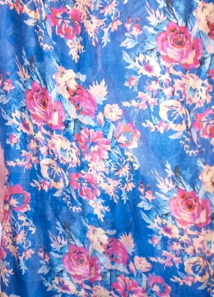 2 foulards au choix, marque: Galeries Lafayette, état: Très bon état, 3,50 €, 4,38 € Protection acheteurs incluse